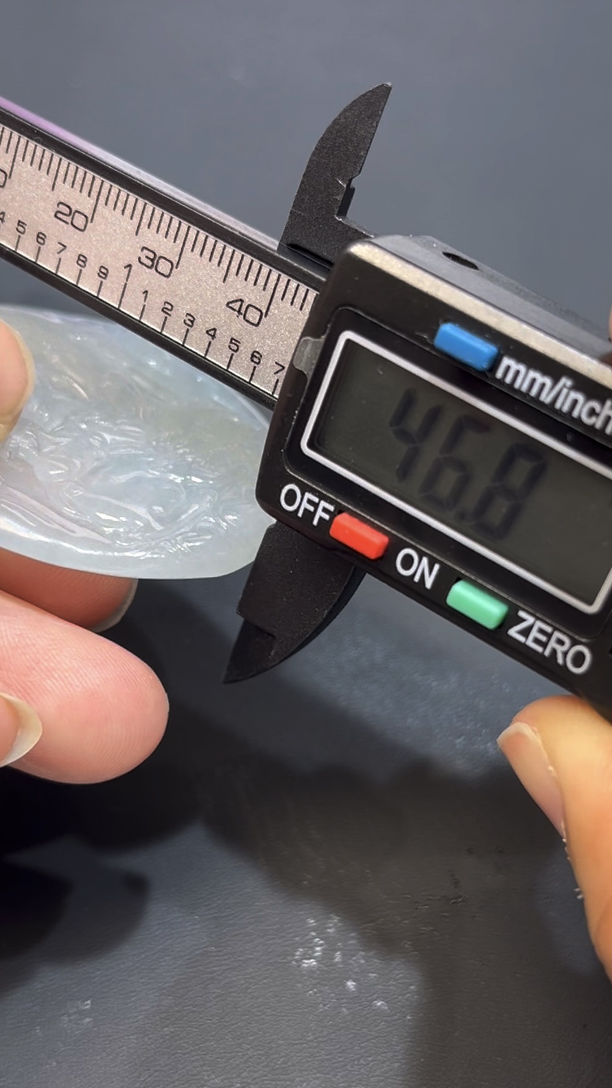 翡翠文殊菩薩吊墜 天然A貨玉雕 質地細膩 雕工精緻 佛教珠寶推薦 編號#635 6 翡翠文殊菩薩吊墜 天然A貨玉雕 質地細膩 雕工精緻 佛教珠寶推薦 編號#635 - Image 6