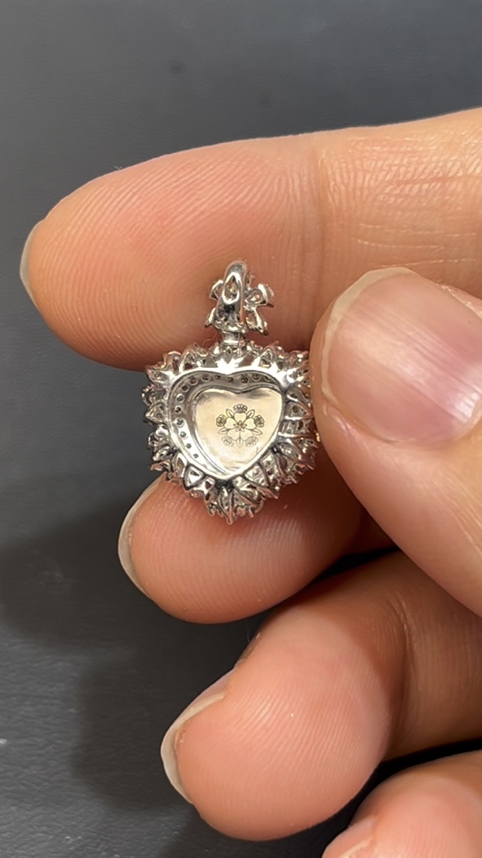 翡翠心形吊墜 編號641 天然A貨玉石 18K白金鑽石鑲嵌 小巧精緻 色澤亮麗 高級珠寶推薦 10 翡翠心形吊墜 編號641 天然A貨玉石 18K白金鑽石鑲嵌 小巧精緻 色澤亮麗 高級珠寶推薦 - Image 10