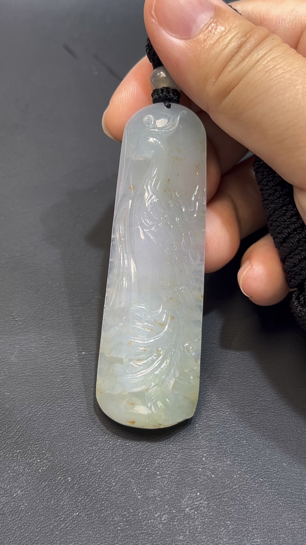 翡翠鳳凰吊墜 編號#654|站立造型 尾部下垂|灑金紋理 天然玉料 收藏首選 7 翡翠鳳凰吊墜 編號#654|站立造型 尾部下垂|灑金紋理 天然玉料 收藏首選 - Image 7