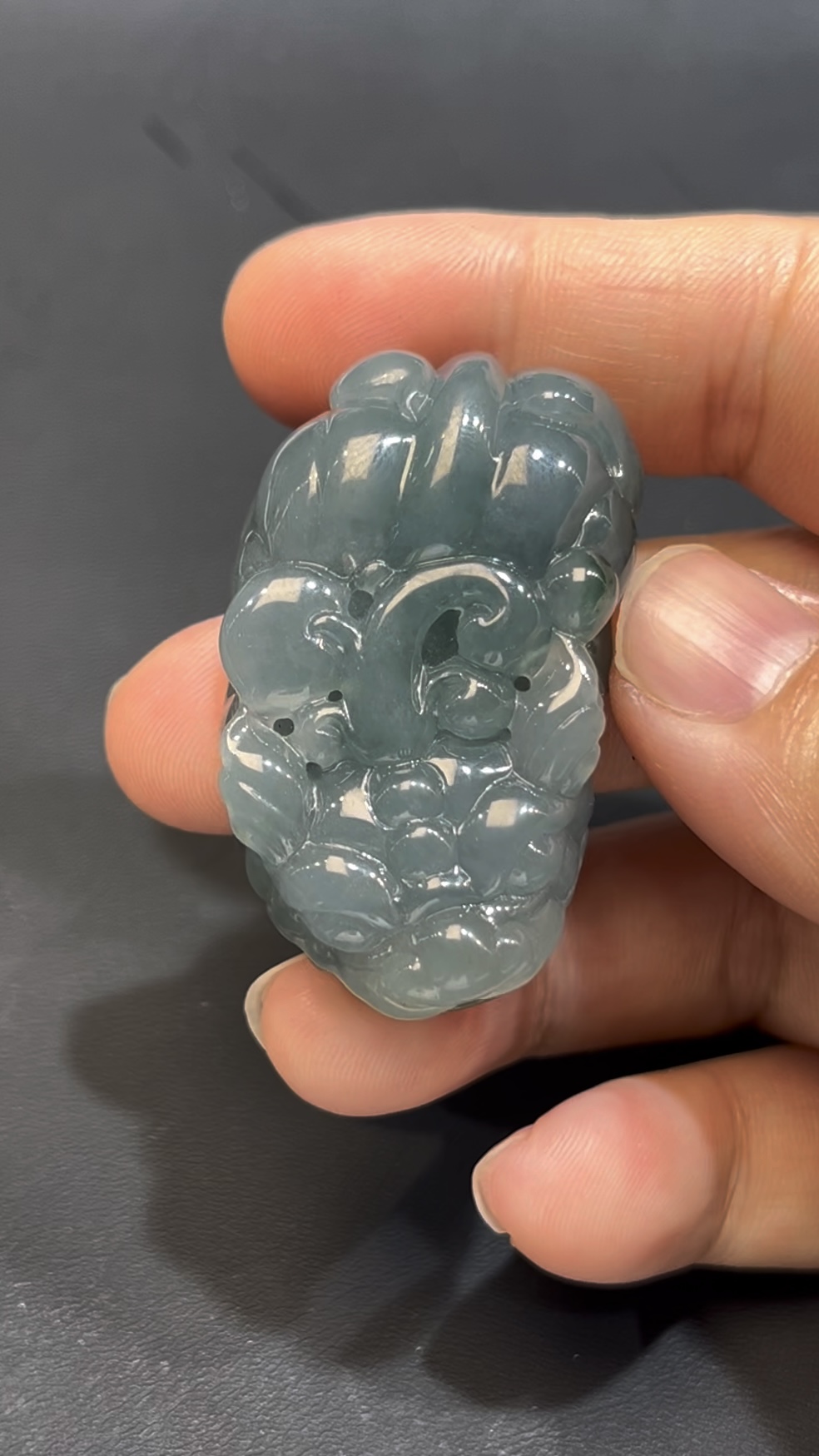 翡翠貔貅吊墜 編號#657|立體雕刻|淺藍至灰藍漸層|招財守護 收藏首選 3 翡翠貔貅吊墜 編號#657|立體雕刻|淺藍至灰藍漸層|招財守護 收藏首選 - Image 3