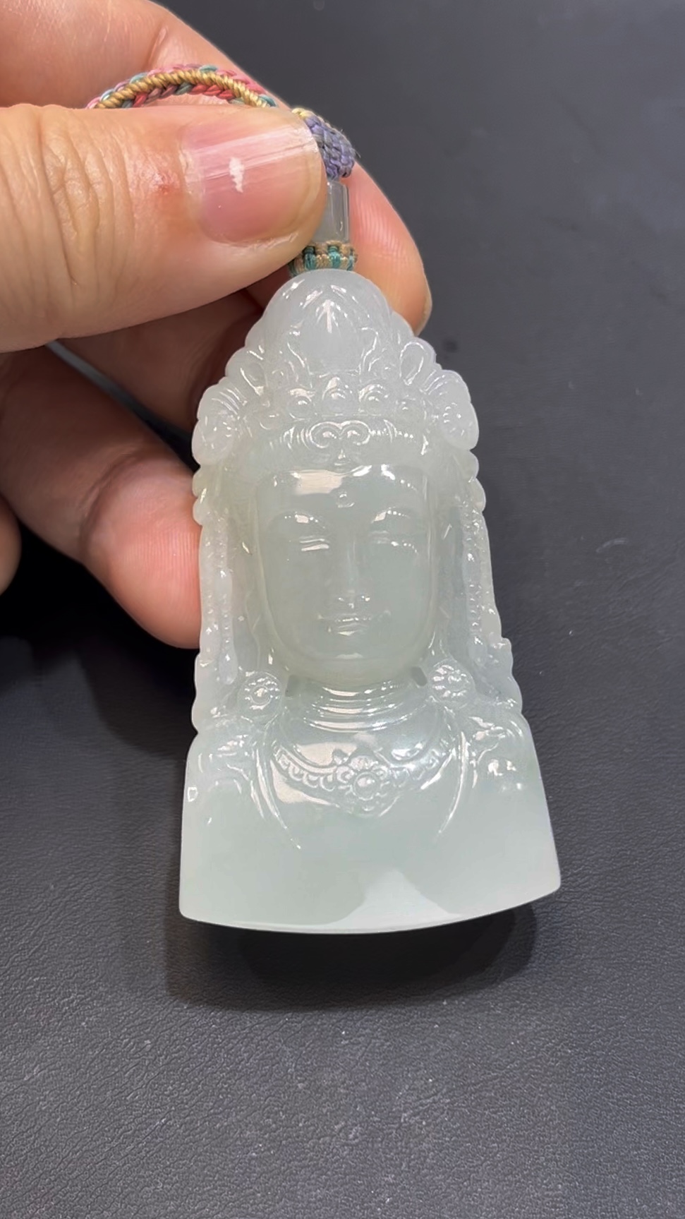 翡翠觀音頭像吊墜 編號#659|精雕細琢 線條到位|天然玉料 慈悲守護 收藏首選 2 翡翠觀音頭像吊墜 編號#659|精雕細琢 線條到位|天然玉料 慈悲守護 收藏首選 - Image 2