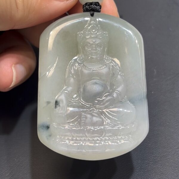 翡翠黃財神吊墜 編號#662 厚裝雕刻 正裝神態 招財守護 收藏首選