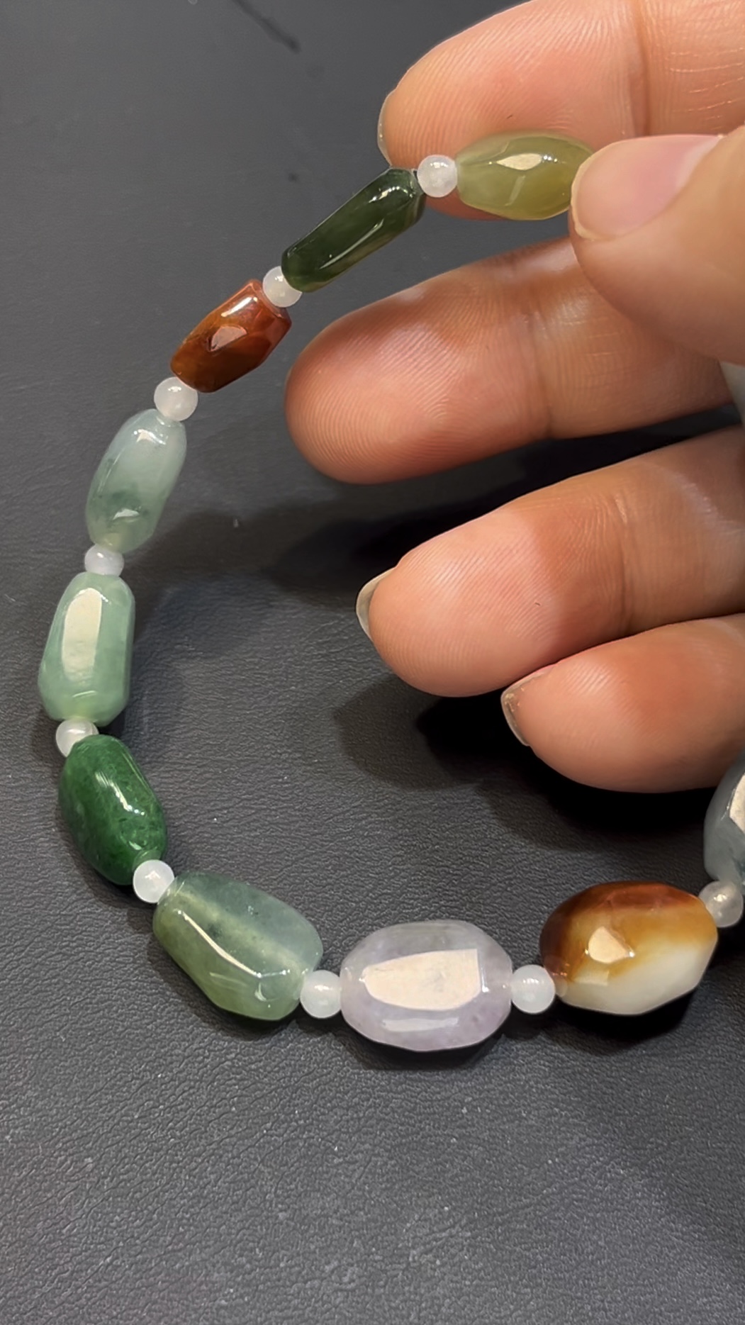 翡翠多寶手串 編號#666|不規則造型 多色碰撞|天然玉料 個性設計 收藏首選 3 翡翠多寶手串 編號#666|不規則造型 多色碰撞|天然玉料 個性設計 收藏首選 - Image 3