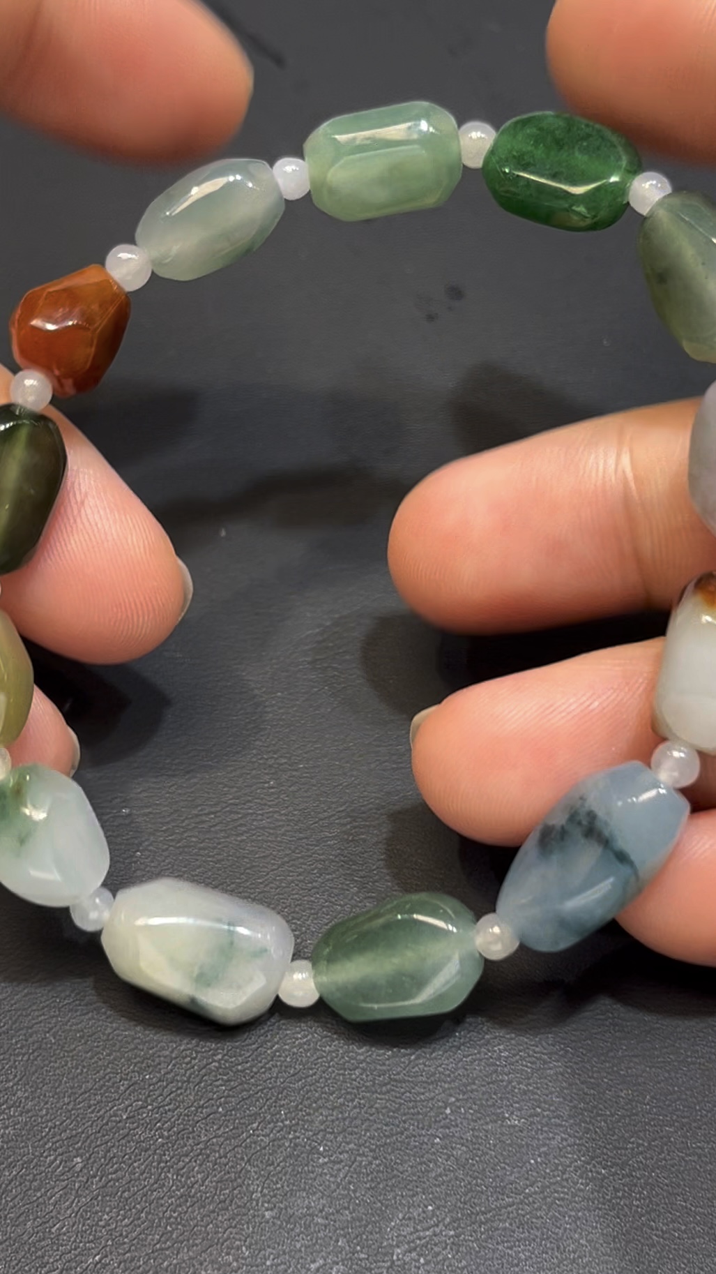 翡翠多寶手串 編號#666|不規則造型 多色碰撞|天然玉料 個性設計 收藏首選 8 翡翠多寶手串 編號#666|不規則造型 多色碰撞|天然玉料 個性設計 收藏首選 - Image 8
