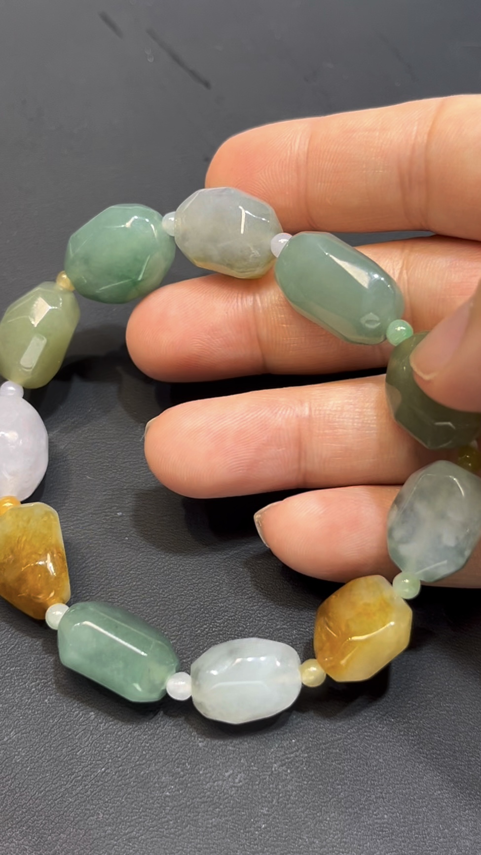 天然翡翠多寶手串 編號#667|自由混搭風格|特色珠粒|開運精品推薦 2 天然翡翠多寶手串 編號#667|自由混搭風格|特色珠粒|開運精品推薦 - Image 2