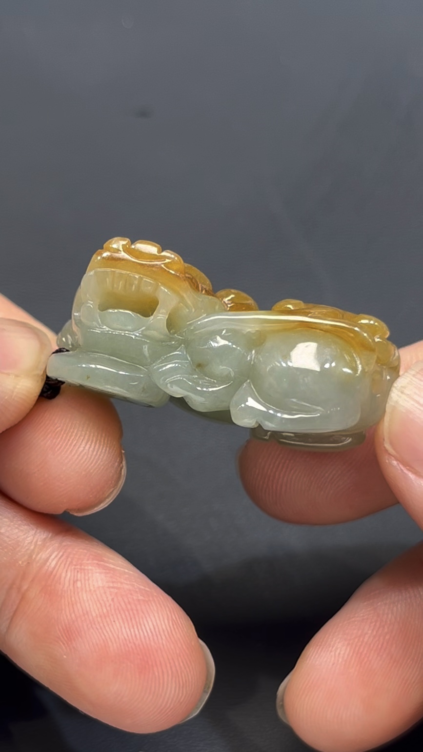 翡翠貔貅吊墜 編號#670|天然黃皮殼 招財首選|厚裝雕刻 收藏推薦 8 翡翠貔貅吊墜 編號#670|天然黃皮殼 招財首選|厚裝雕刻 收藏推薦 - Image 8