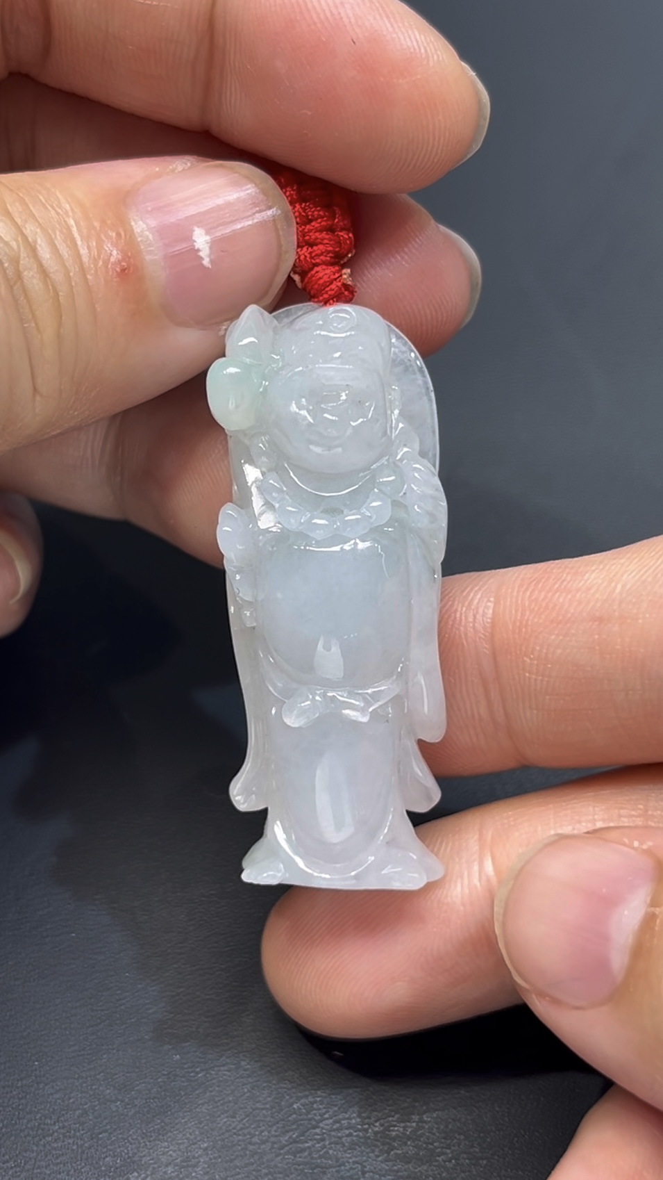 翡翠站佛吊墜 編號#672|立體雕刻 可站立設計|天然玉料 收藏首選 1 翡翠站佛吊墜 編號#672|立體雕刻 可站立設計|天然玉料 收藏首選