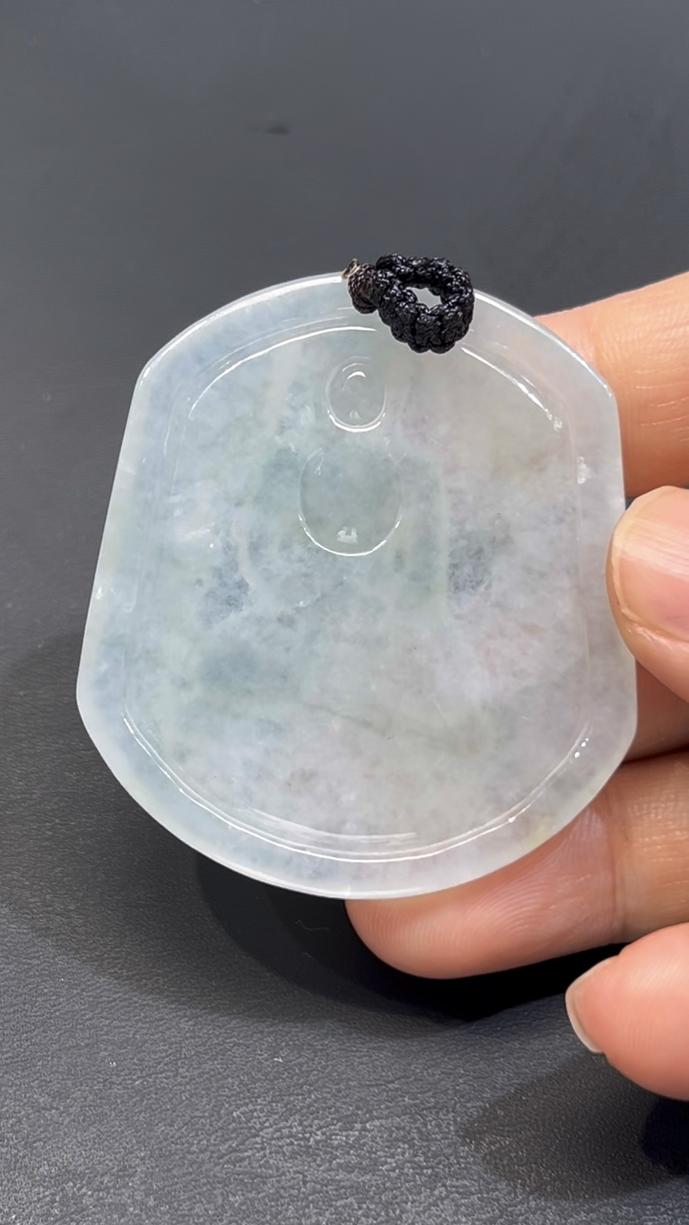 翡翠佛祖吊墜 編號#674|種水極佳 坐蓮花座|厚裝雕刻 收藏首選 6 翡翠佛祖吊墜 編號#674|種水極佳 坐蓮花座|厚裝雕刻 收藏首選 - Image 6