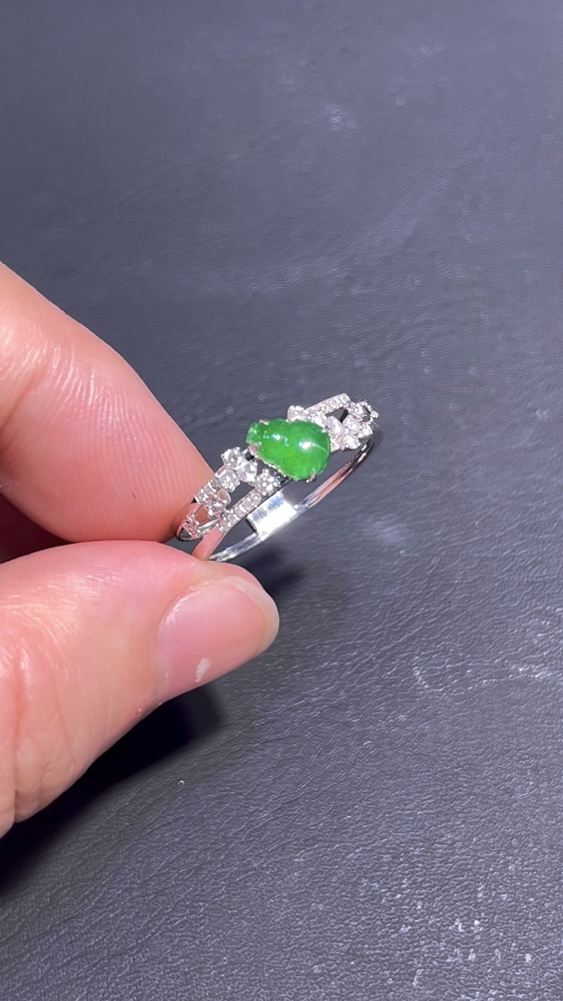 翡翠葫蘆戒指 編號#685|色澤鮮綠 小巧精美|福祿寓意 限量精品推薦 5 翡翠葫蘆戒指 編號#685|色澤鮮綠 小巧精美|福祿寓意 限量精品推薦 - Image 5