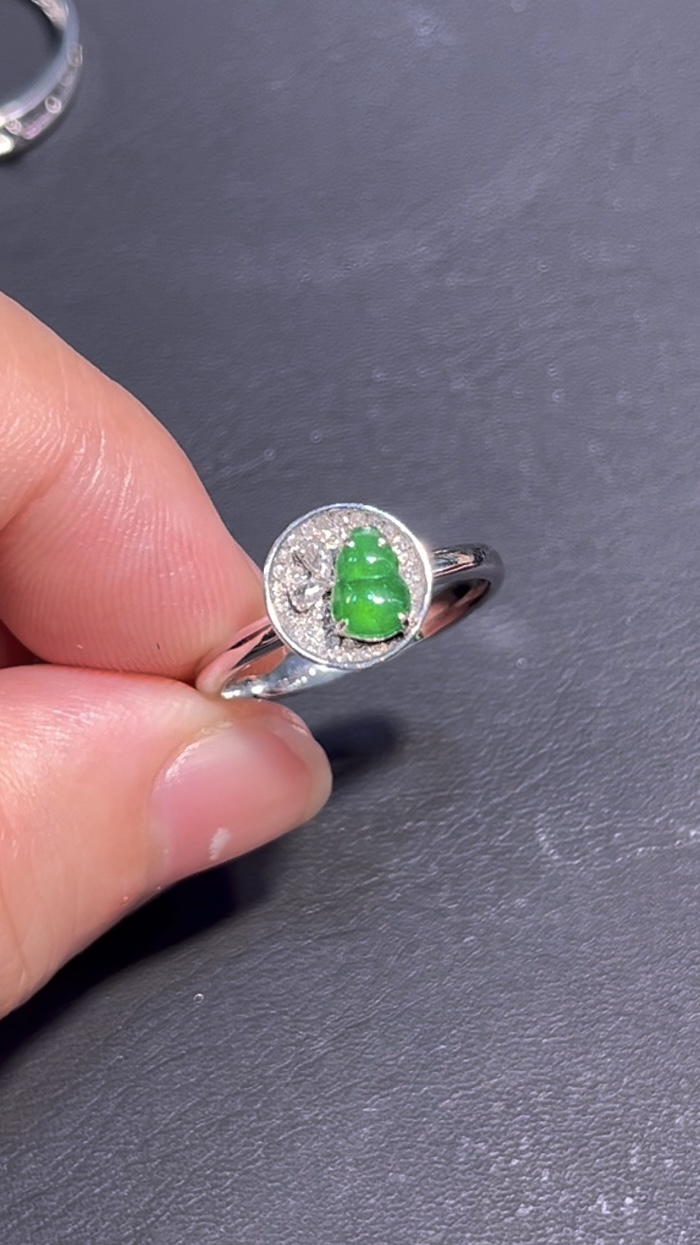 翡翠葫蘆戒指 編號#686|18K金鑲嵌|碗形設計 福祿寓意 收藏推薦 6 翡翠葫蘆戒指 編號#686|18K金鑲嵌|碗形設計 福祿寓意 收藏推薦 - Image 6