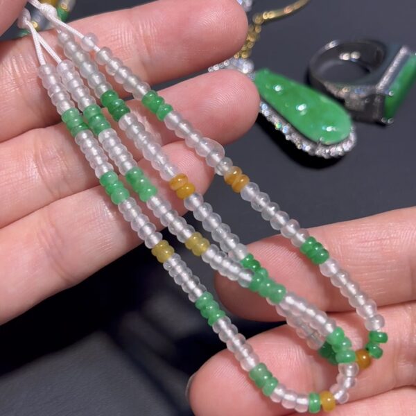 翡翠小米珠 編號#693｜冰透質地 種水極佳｜超高品質 限量手串 收藏推薦