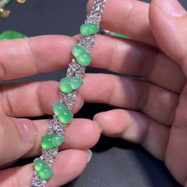 翡翠葫蘆手串 編號#695｜戒面級冰透葫蘆 × 寬版滿鑽設計｜超高品質 豪華收藏推薦