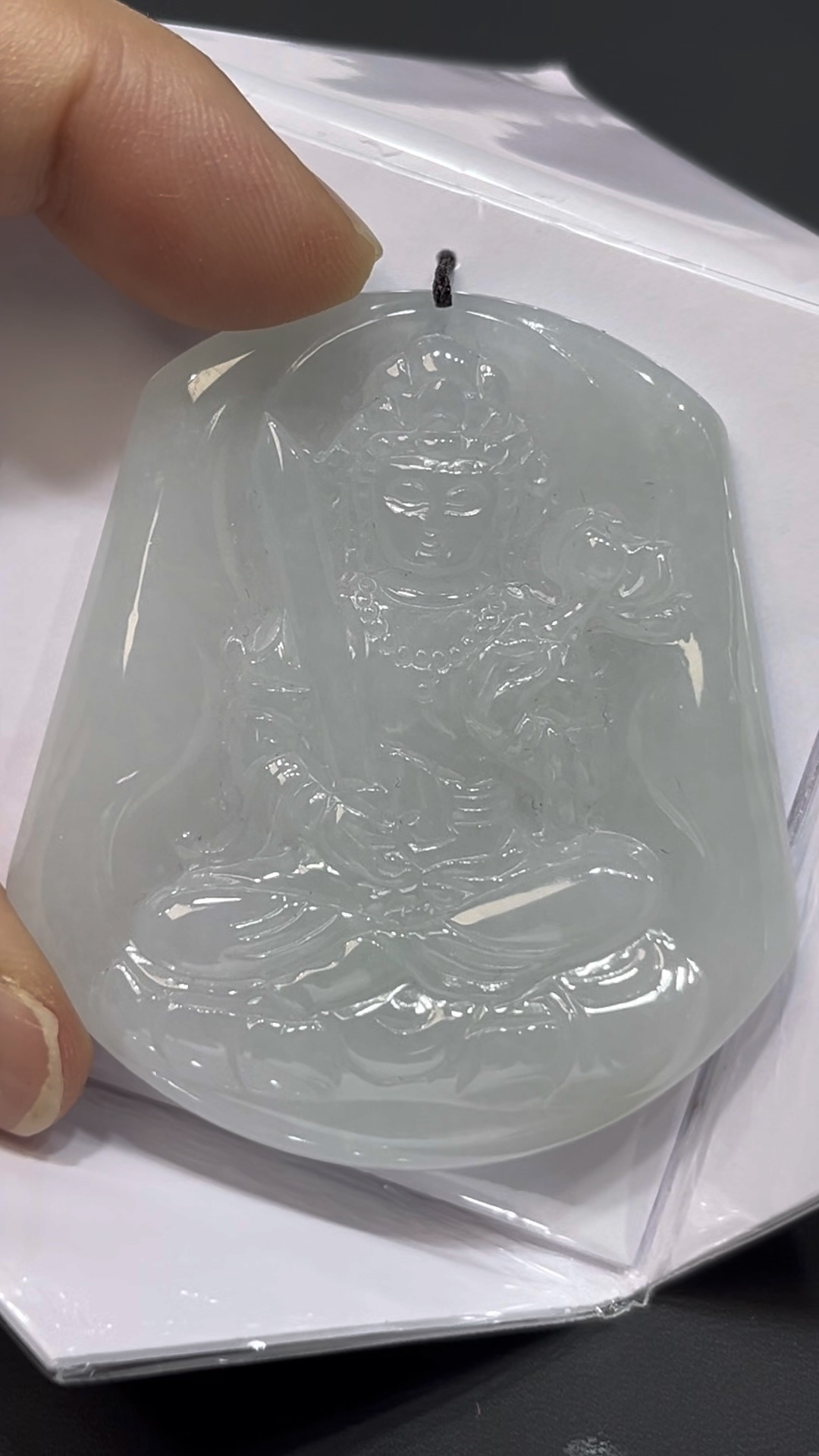 翡翠文殊菩薩吊墜|白玉好水頭 × 智慧劍與蓮花手勢 × 男士正裝首選|性價比翡翠推薦 #727 1 翡翠文殊菩薩吊墜|白玉好水頭 × 智慧劍與蓮花手勢 × 男士正裝首選|性價比翡翠推薦 #727