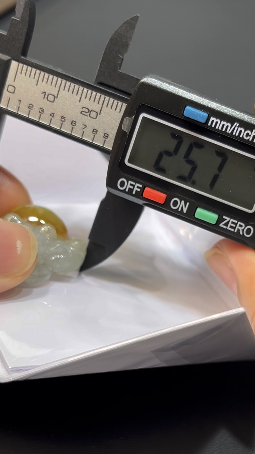 翡翠佛公吊墜|黃翡肚子點綴 × 女士小巧精品 × 福氣滿滿 × 性價比之選|吉祥翡翠推薦 #736 7 翡翠佛公吊墜|黃翡肚子點綴 × 女士小巧精品 × 福氣滿滿 × 性價比之選|吉祥翡翠推薦 #736 - Image 7