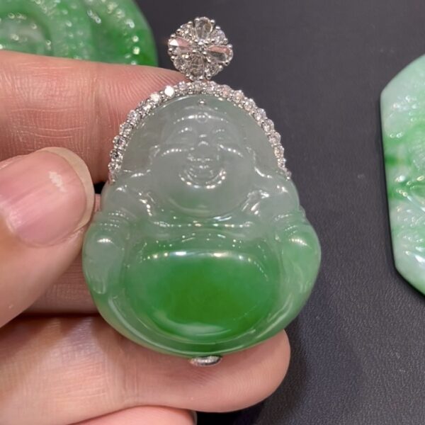 翡翠佛公吊墜｜陽綠色澤 × 收藏級種水 × 18K金鑲嵌 × 福氣滿滿守護精品｜翡翠推薦 #783
