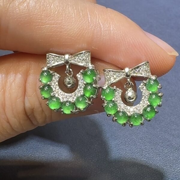 翡翠耳環｜危地馬拉翡翠小蛋面 × 聖誕花造型 × 高色 × 鋯石環繞推薦 #48487