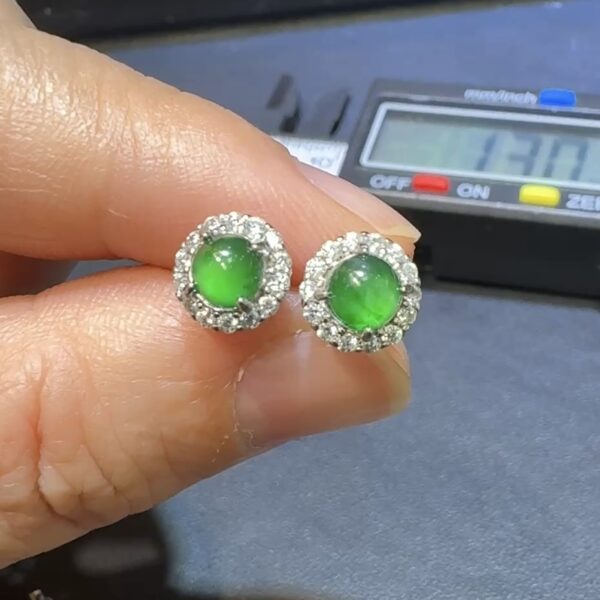 翡翠耳環｜危地馬拉翡翠小蛋面 × 圓形設計 × 高色 × 鋯石環繞推薦 #12