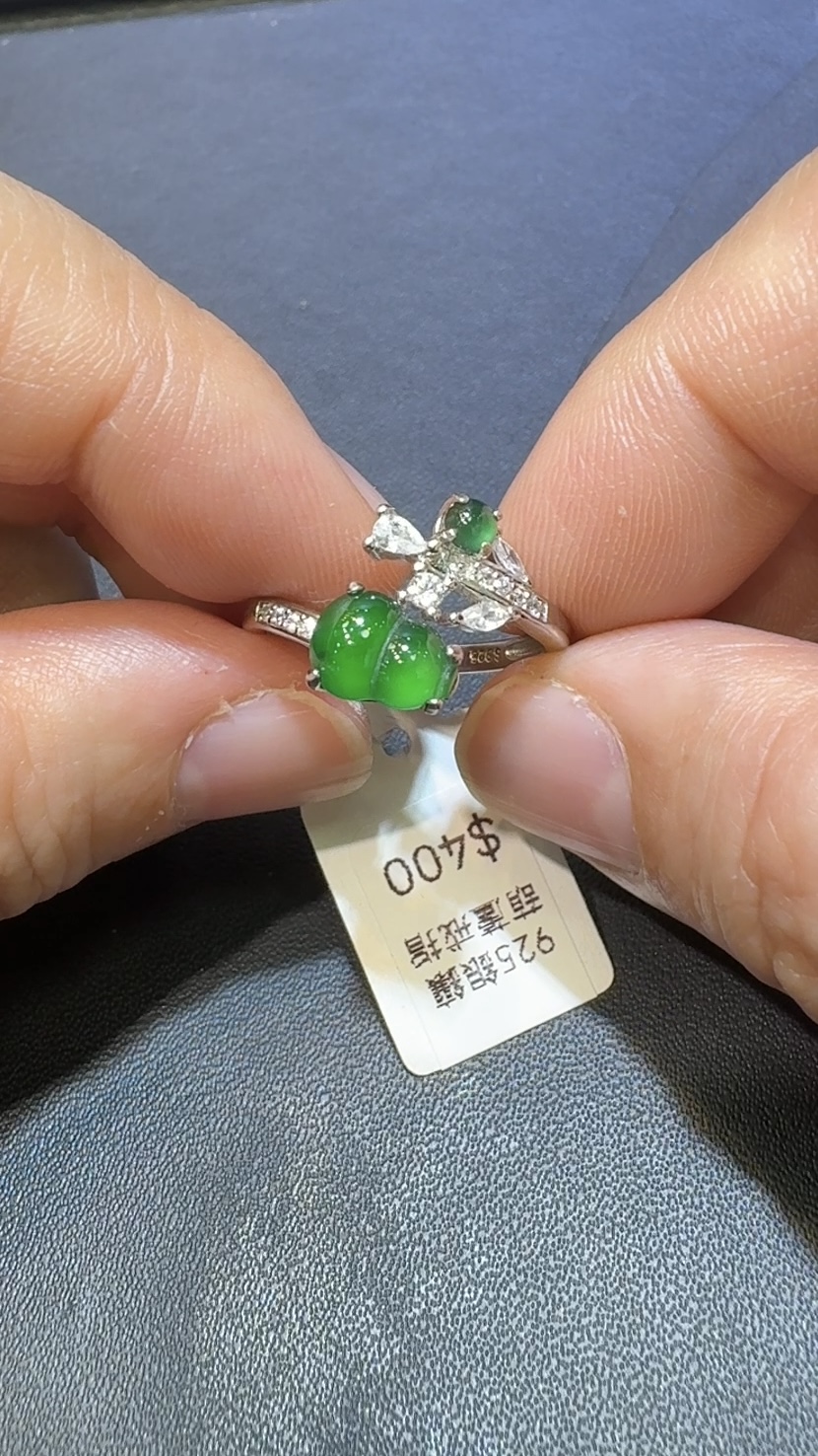 翡翠葫蘆戒指|危地馬拉翡翠 × 高色 × 開口設計 × 葫蘆蛋面組合推薦 3 翡翠葫蘆戒指|危地馬拉翡翠 × 高色 × 開口設計 × 葫蘆蛋面組合推薦 - Image 3