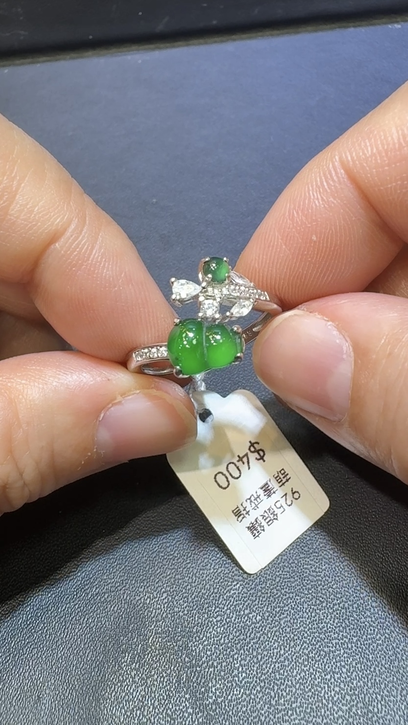 翡翠葫蘆戒指|危地馬拉翡翠 × 高色 × 開口設計 × 葫蘆蛋面組合推薦 4 翡翠葫蘆戒指|危地馬拉翡翠 × 高色 × 開口設計 × 葫蘆蛋面組合推薦 - Image 4