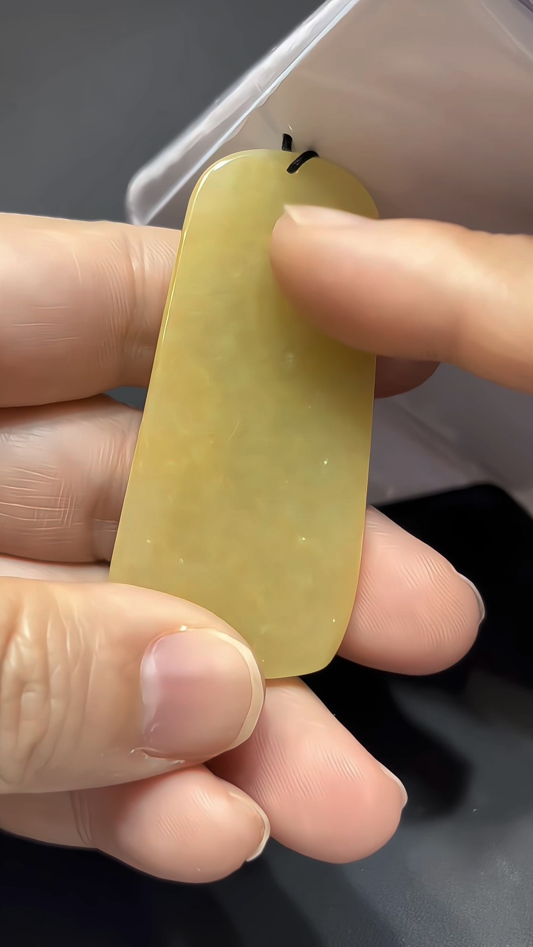 翡翠大日如來吊墜|緬甸翡翠 × 白玉正面 × 黃翡皮背部 × 莊嚴吉祥推薦 #823 6 翡翠大日如來吊墜|緬甸翡翠 × 白玉正面 × 黃翡皮背部 × 莊嚴吉祥推薦 #823 - Image 6