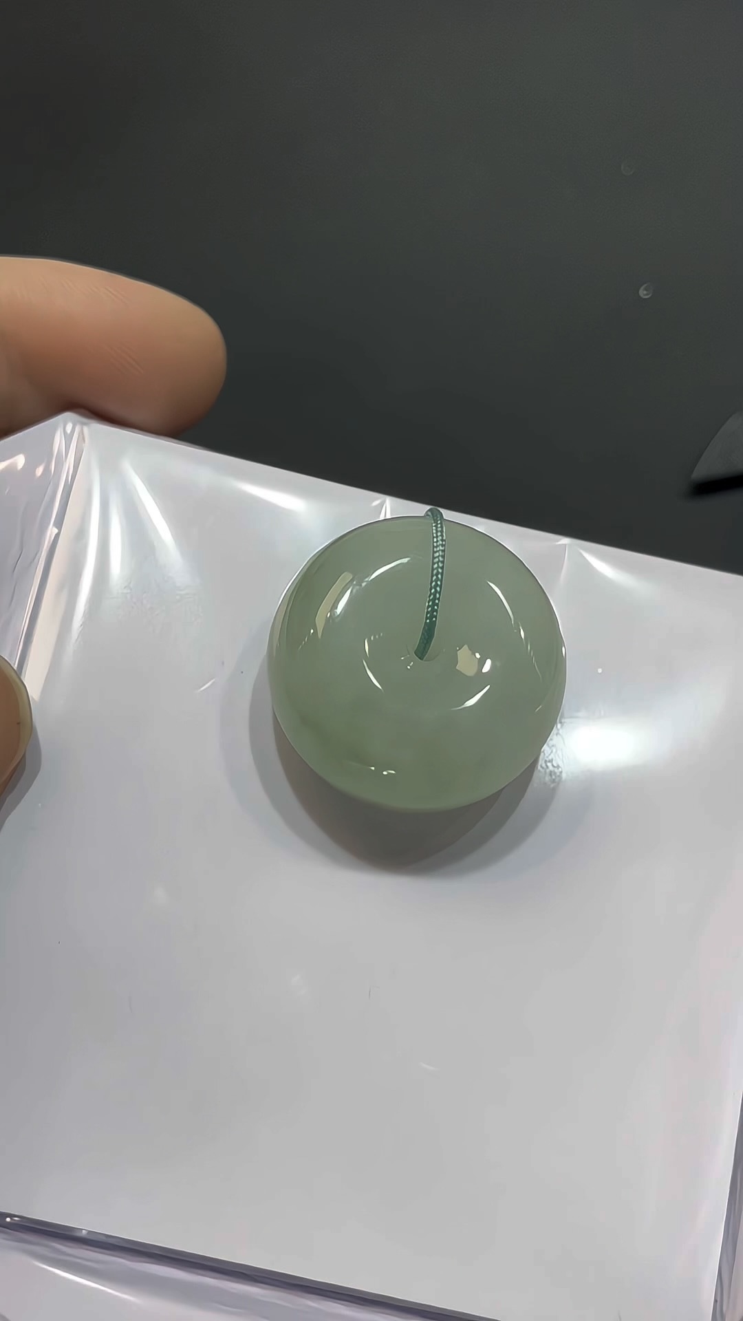 翡翠平安扣|緬甸翡翠 × 算盤子造型 × 種好細膩 × 平安財富寓意推薦 #829 3 翡翠平安扣|緬甸翡翠 × 算盤子造型 × 種好細膩 × 平安財富寓意推薦 #829 - Image 3