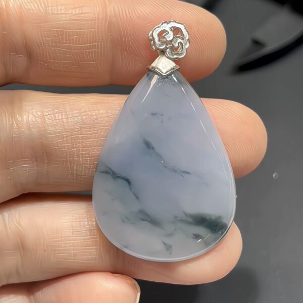 翡翠水滴｜緬甸翡翠 × 紫羅蘭色 × 天然藍綠花紋理 × 如意祥雲18K金扣推薦 #831