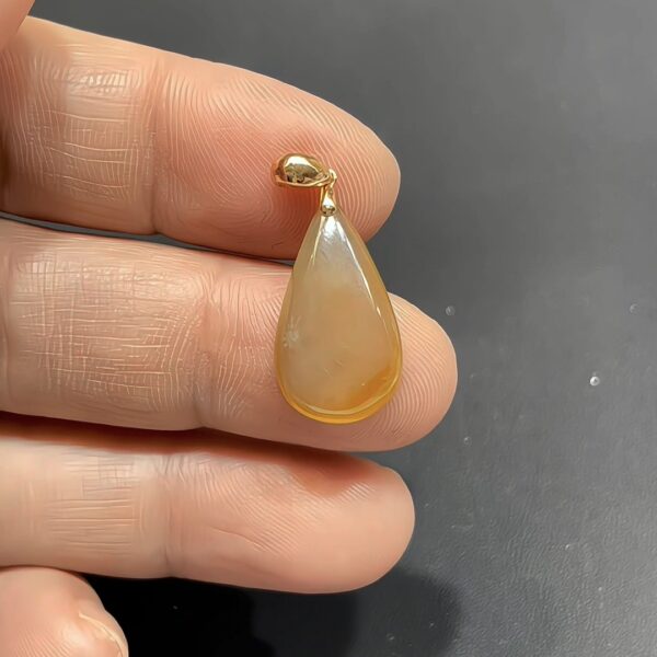 翡翠水滴｜緬甸翡翠 × 紫羅蘭色 × 天然藍綠花紋理 × 如意祥雲18K金扣推薦 #831 (複製)