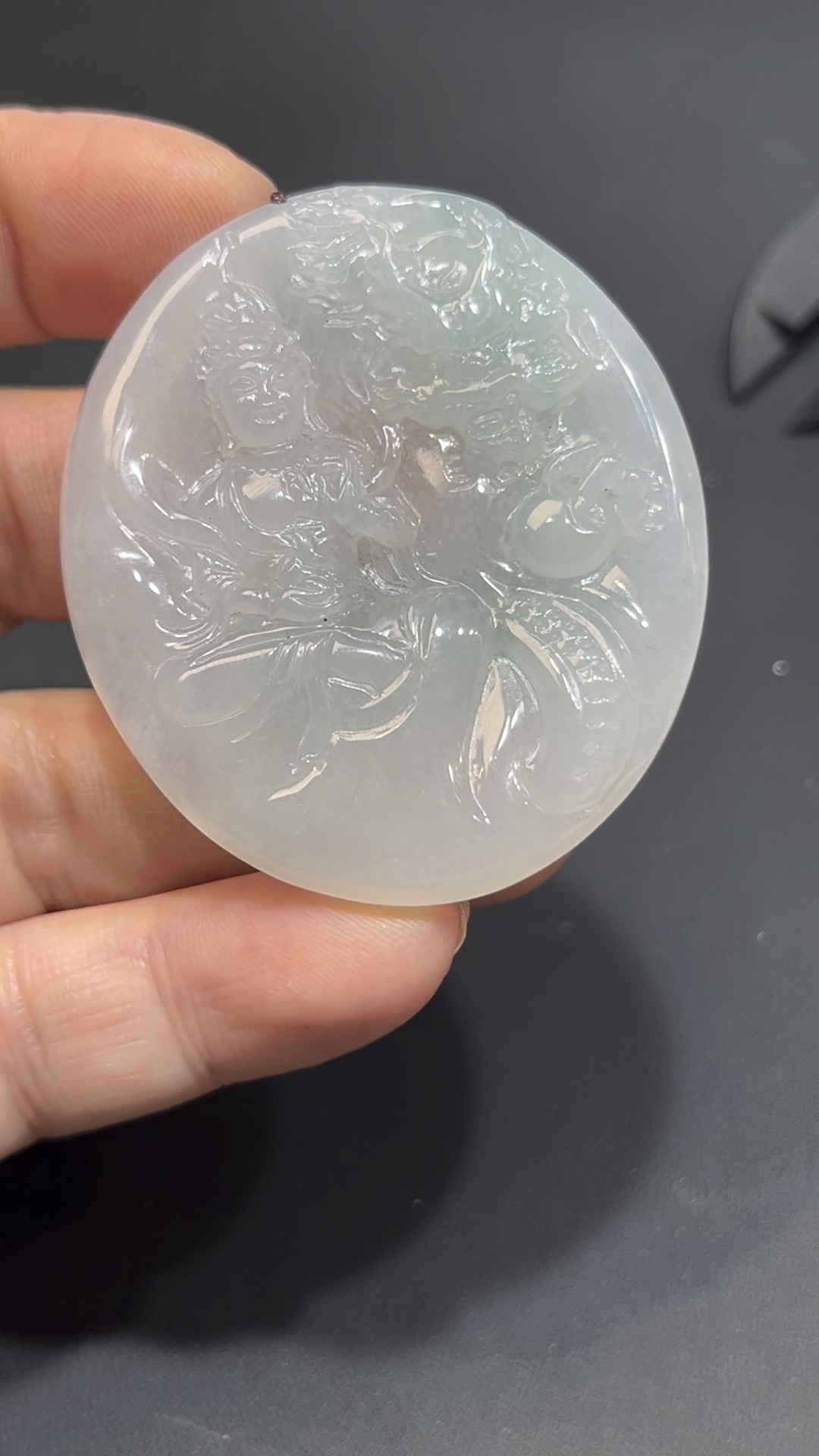 翡翠觀音吊墜|緬甸翡翠 × 側面龍紋 × 雕刻精美 × 高性價比推薦 #842 7 翡翠觀音吊墜|緬甸翡翠 × 側面龍紋 × 雕刻精美 × 高性價比推薦 #842 - Image 7