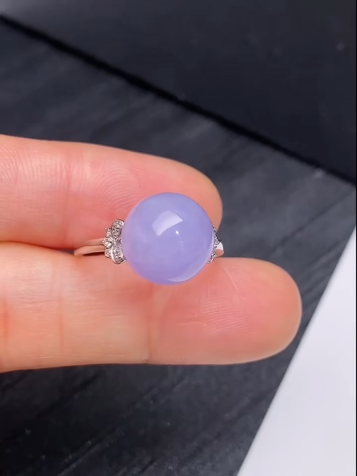 翡翠18K鑲嵌紫羅蘭圓形蛋面戒指|高貴典雅珠寶推薦 #846 3 翡翠18K鑲嵌紫羅蘭圓形蛋面戒指|高貴典雅珠寶推薦 #846 - Image 3
