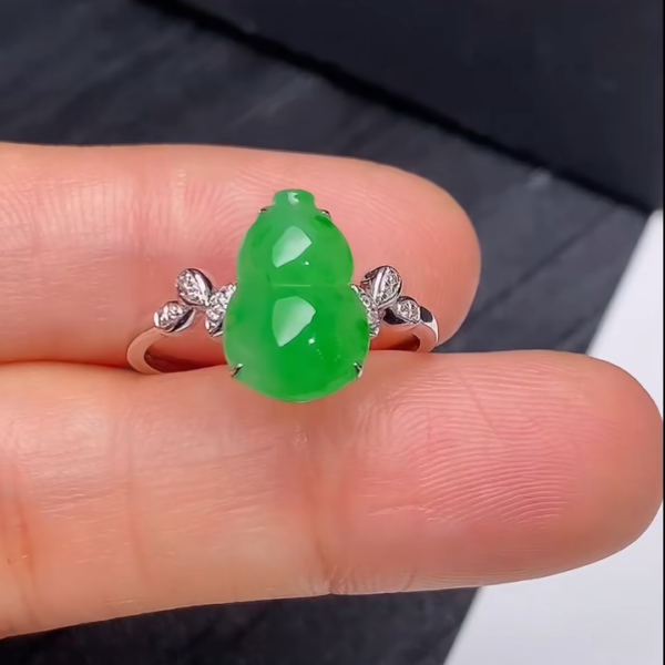 翡翠18K鑲嵌葫蘆戒指｜寓意福祿吉祥 #847