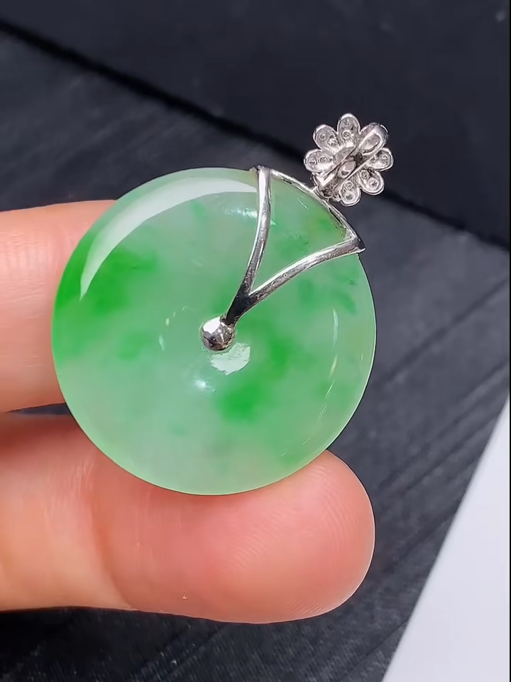 翡翠18K鑲鑽平安扣吊墜|守護平安吉祥 #850 7 翡翠18K鑲鑽平安扣吊墜|守護平安吉祥 #850 - Image 7