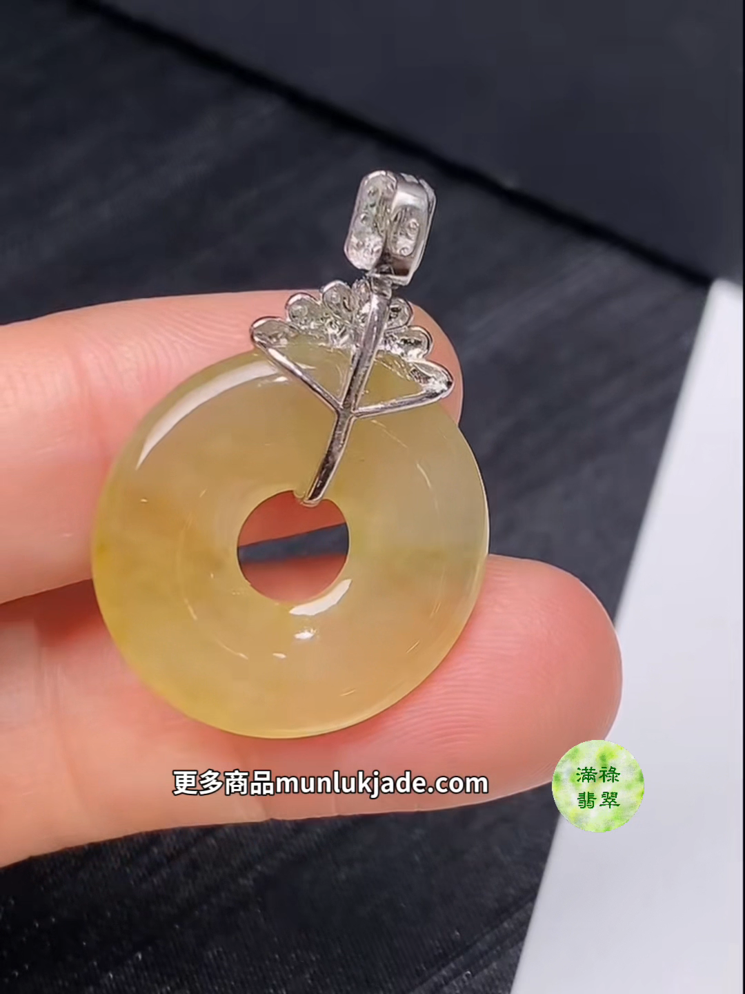 黃翡18K鑲鑽平安扣吊墜|小巧精緻守護平安#854 6 黃翡18K鑲鑽平安扣吊墜|小巧精緻守護平安#854 - Image 6