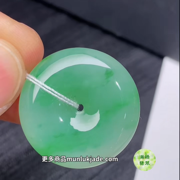 翡翠淺綠平安扣吊墜｜清新柔和寓意安寧#863