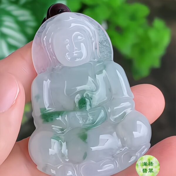 飄花翡翠觀音吊墜｜慈悲守護 自然靈動