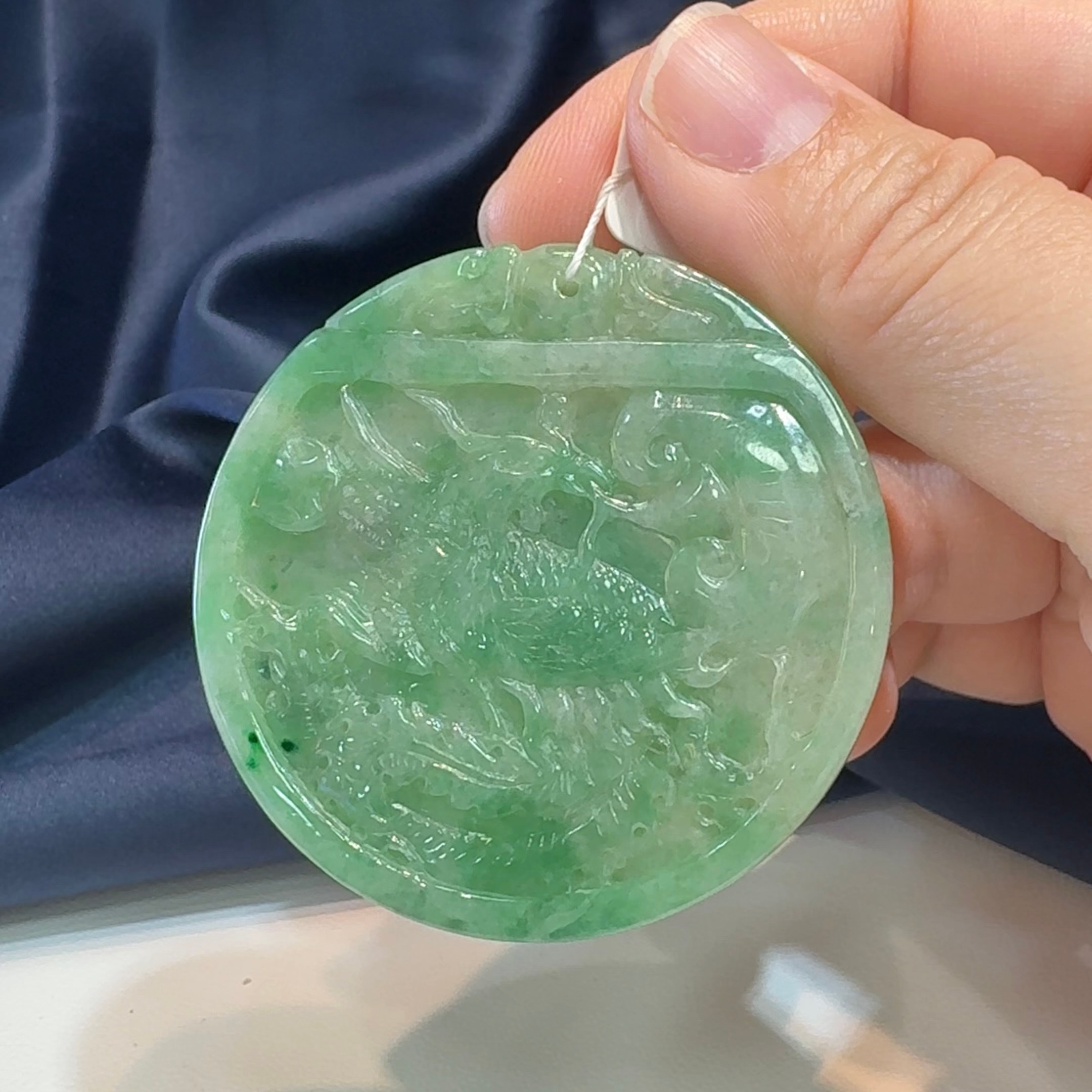 【滿綠翡翠鳳牌】天然緬甸A貨玉器吊墜(附香港翡翠證書)|滿祿翡翠 M42747 2 滿祿翡翠 - 天然緬甸A貨滿綠翡翠鳳牌吊墜 M42747