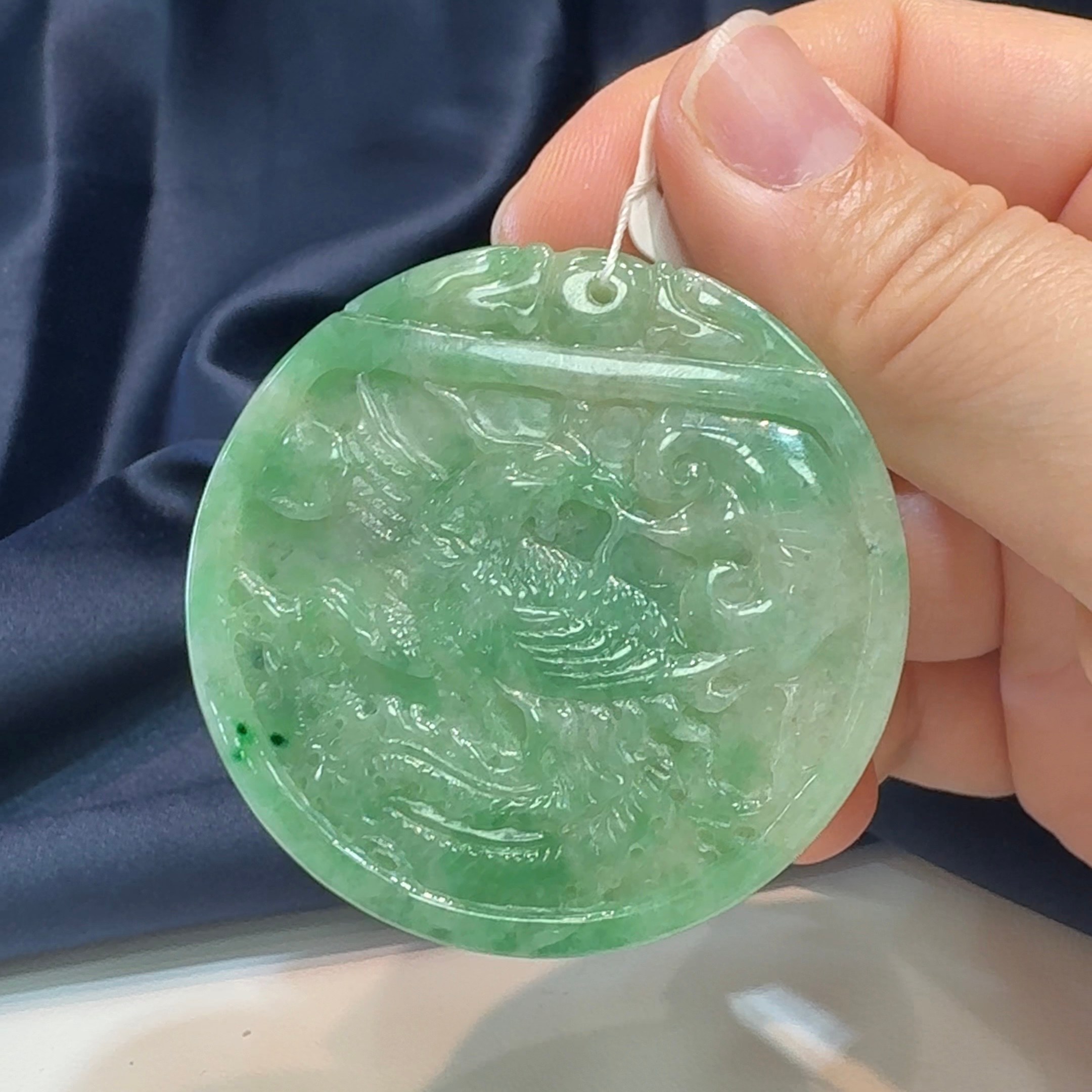 【滿綠翡翠鳳牌】天然緬甸A貨玉器吊墜(附香港翡翠證書)|滿祿翡翠 M42747 8 滿祿翡翠 - 天然緬甸A貨滿綠翡翠鳳牌吊墜 M42747