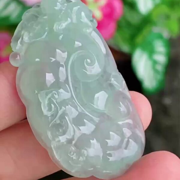 天然緬甸翡翠 老種起膠翡翠如意吊墜｜小猴靈芝長壽寓意