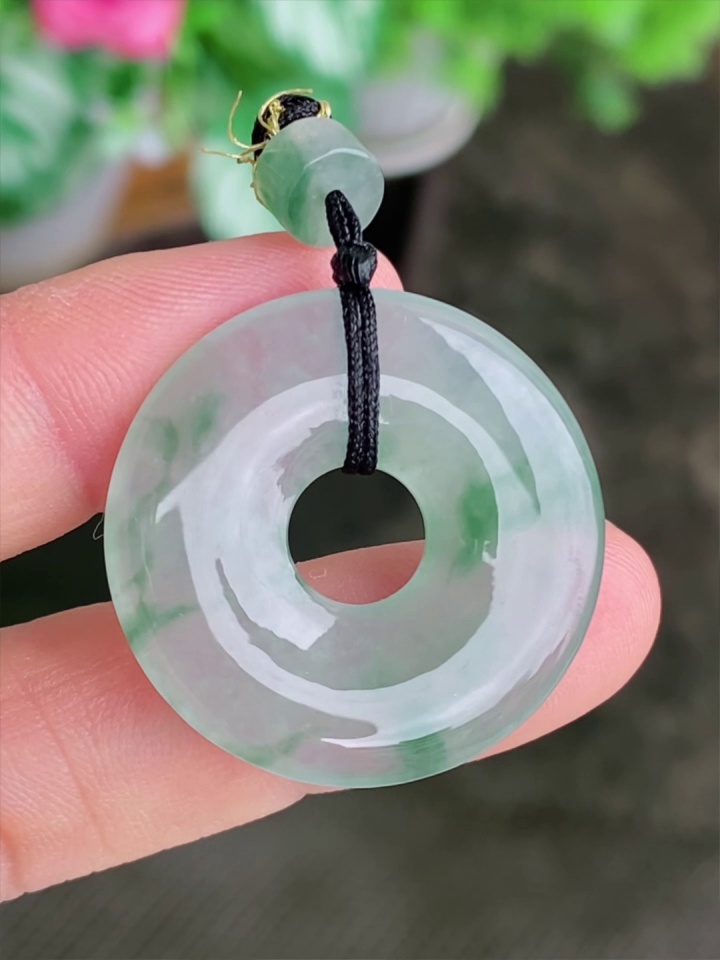 【天然緬甸翡翠】老種冰透飄花平安扣吊墜|29.3mm淡淡綠花美雅|香港翡翠網店精選推薦 3 【天然緬甸翡翠】老種冰透飄花平安扣吊墜|29.3mm淡淡綠花美雅|香港翡翠網店精選推薦 - Image 3