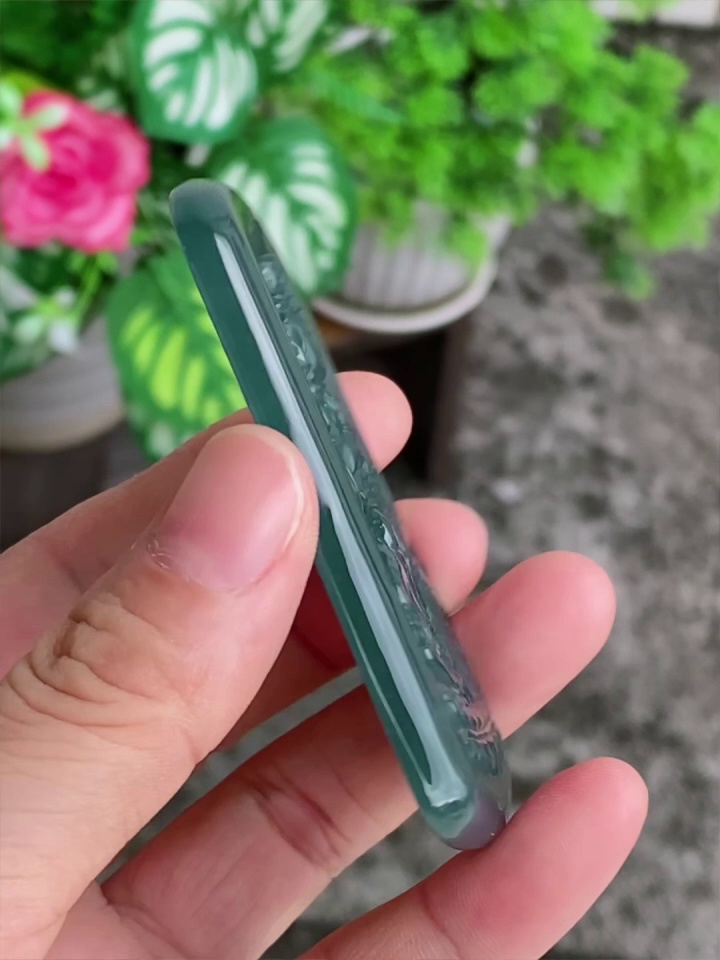 天然緬甸翡翠】老種藍水普賢菩薩吊墜|70mm大件厚裝|香港翡翠網店精選推薦 象徵大行大願 5 天然緬甸翡翠】老種藍水普賢菩薩吊墜|70mm大件厚裝|香港翡翠網店精選推薦 象徵大行大願 - Image 5