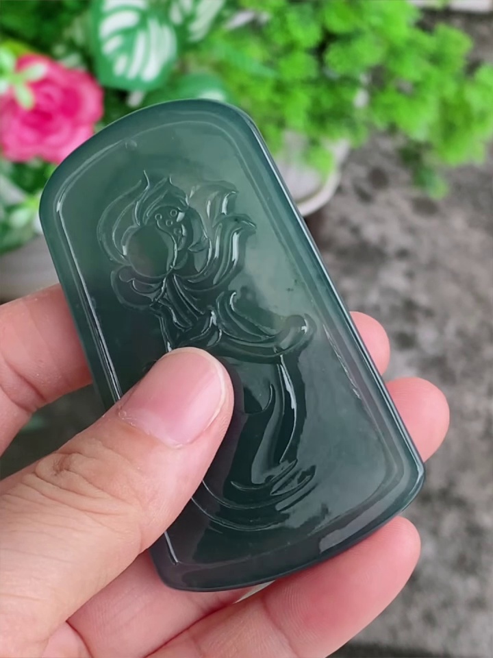 天然緬甸翡翠】老種藍水普賢菩薩吊墜|70mm大件厚裝|香港翡翠網店精選推薦 象徵大行大願 6 天然緬甸翡翠】老種藍水普賢菩薩吊墜|70mm大件厚裝|香港翡翠網店精選推薦 象徵大行大願 - Image 6