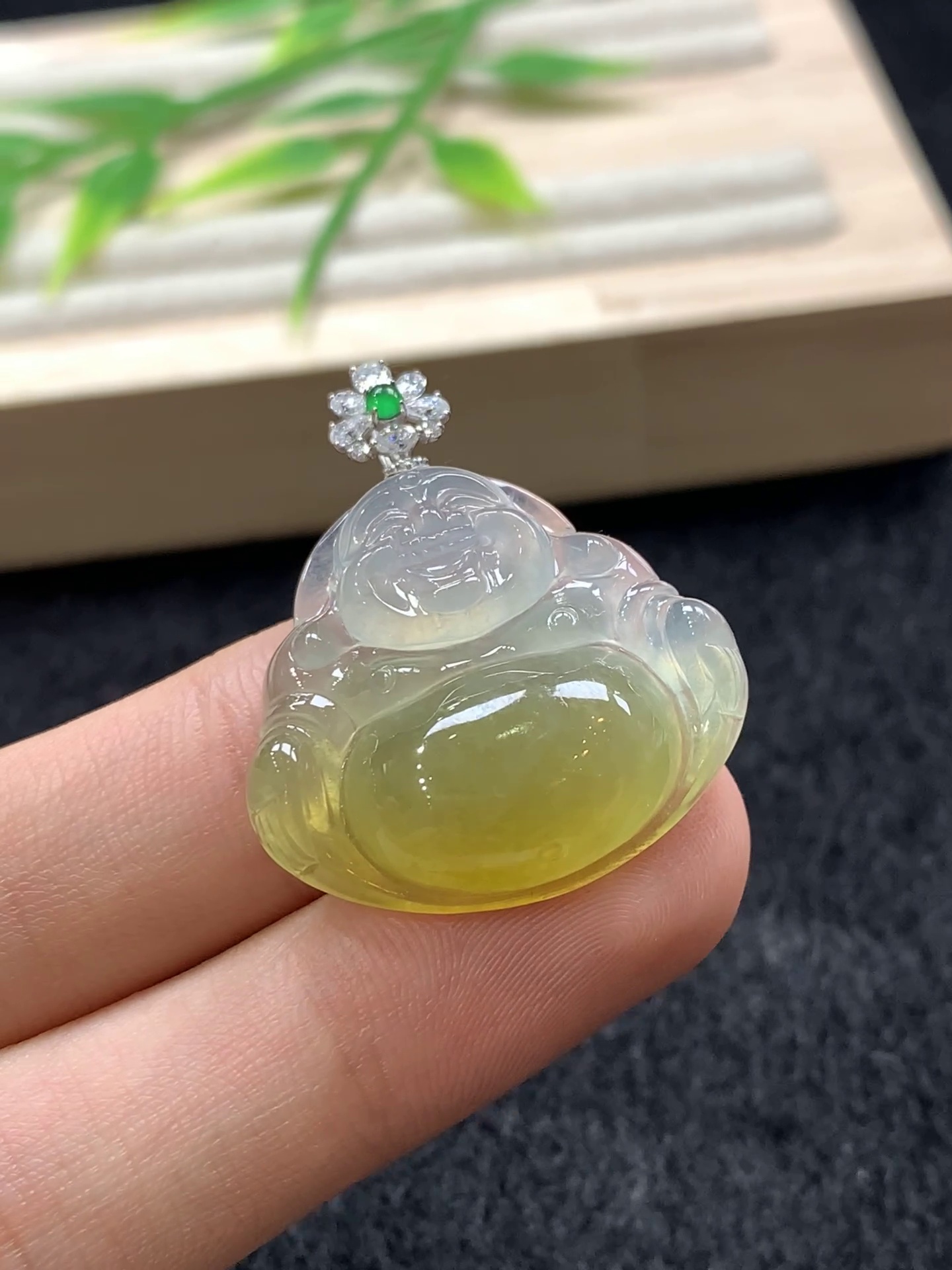 【天然緬甸翡翠】冰黃翡佛公吊墜|18K金扣頭肚里藏金飽滿圓潤 3 【天然緬甸翡翠】冰黃翡佛公吊墜|18K金扣頭肚里藏金飽滿圓潤 - Image 3