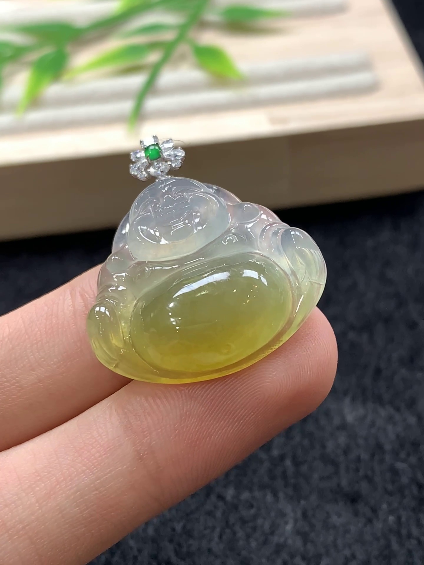 【天然緬甸翡翠】冰黃翡佛公吊墜|18K金扣頭肚里藏金飽滿圓潤 8 【天然緬甸翡翠】冰黃翡佛公吊墜|18K金扣頭肚里藏金飽滿圓潤 - Image 8