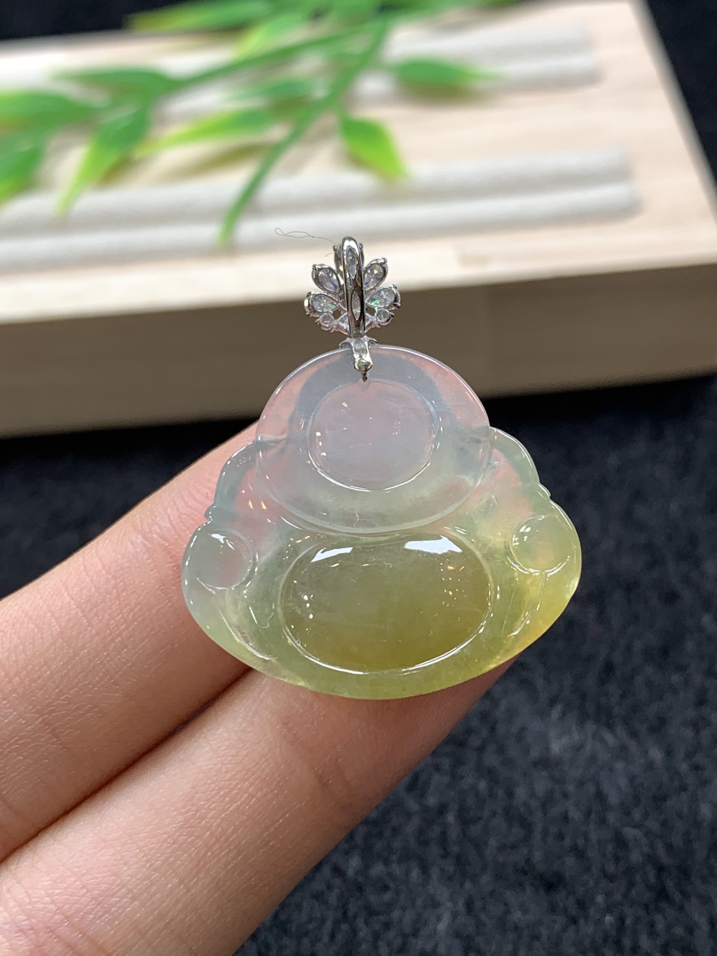 【天然緬甸翡翠】冰黃翡佛公吊墜|18K金扣頭肚里藏金飽滿圓潤 10 【天然緬甸翡翠】冰黃翡佛公吊墜|18K金扣頭肚里藏金飽滿圓潤 - Image 10