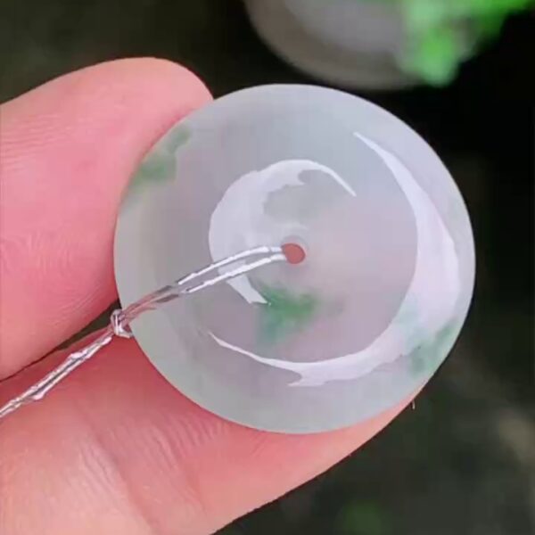 天然冰種小平安扣吊墜 | 清透飄綠花、精緻小精品 (附權威鑑定證書)