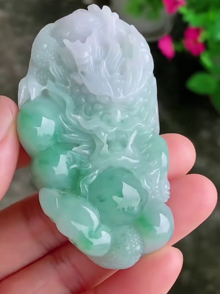 天然A貨翡翠【龍吐珠】龍牌吊墜 65.5mm|滿祿翡翠 4 天然A貨翡翠【龍吐珠】龍牌吊墜 65.5mm|滿祿翡翠 - Image 4