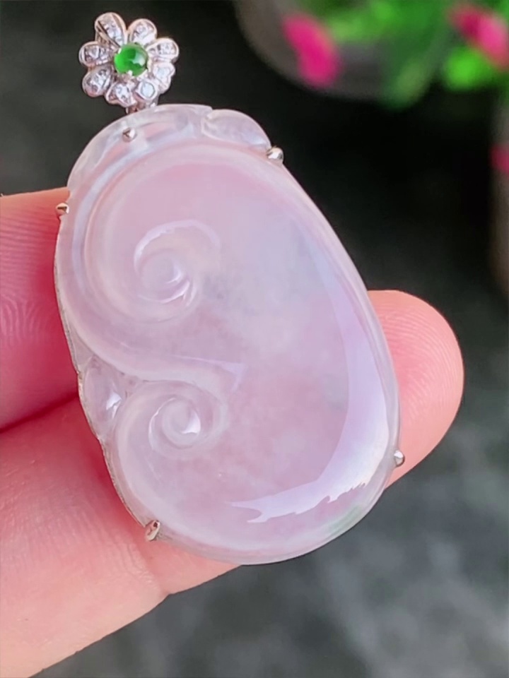 【如意】18K 金鑲嵌天然 A 貨翡翠如意吊墜 37mm|精工細作・事事如意・高性價比 3 【如意】18K 金鑲嵌天然 A 貨翡翠如意吊墜 37mm|精工細作・事事如意・高性價比 - Image 3