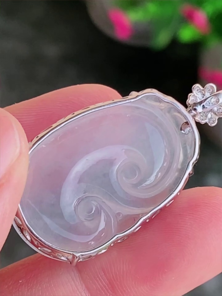 【如意】18K 金鑲嵌天然 A 貨翡翠如意吊墜 37mm|精工細作・事事如意・高性價比 5 【如意】18K 金鑲嵌天然 A 貨翡翠如意吊墜 37mm|精工細作・事事如意・高性價比 - Image 5