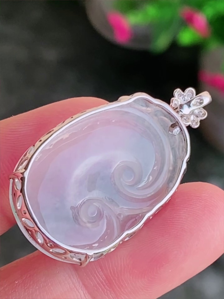 【如意】18K 金鑲嵌天然 A 貨翡翠如意吊墜 37mm|精工細作・事事如意・高性價比 6 【如意】18K 金鑲嵌天然 A 貨翡翠如意吊墜 37mm|精工細作・事事如意・高性價比 - Image 6