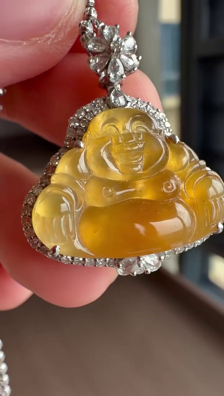 【佛公】18K 金鑽石豪華鑲嵌滿冰黃翡佛公吊墜 25mm|笑口常開・滿冰黃翡・富貴吉祥 3 【佛公】18K 金鑽石豪華鑲嵌滿冰黃翡佛公吊墜 25mm|笑口常開・滿冰黃翡・富貴吉祥 - Image 3
