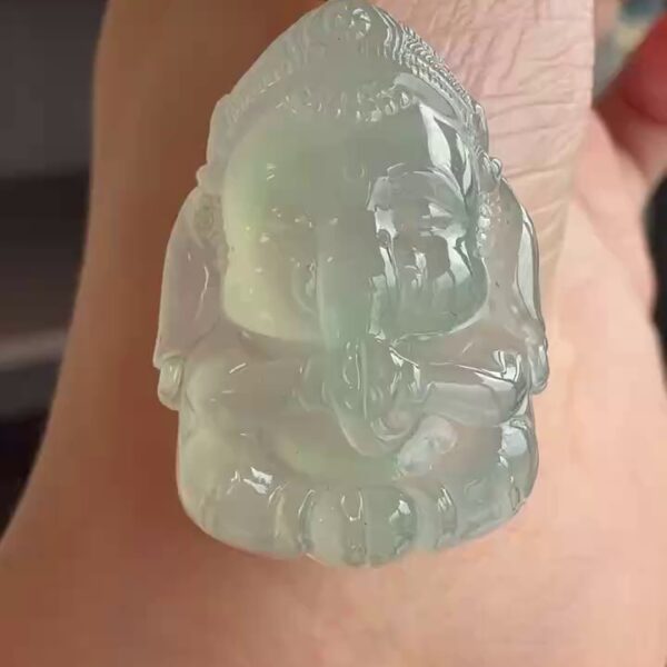 【象神】18K 金鑽石扣頭冰膠老種翡翠象神吊墜 28mm｜智慧財神・老坑冰膠・福慧雙修